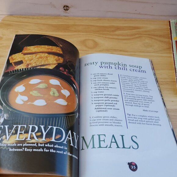 Set Of 5 Holiday Cookbooks Old-Fashioned Holidays Bake Sale Favorites & More - Picture 16 of 16